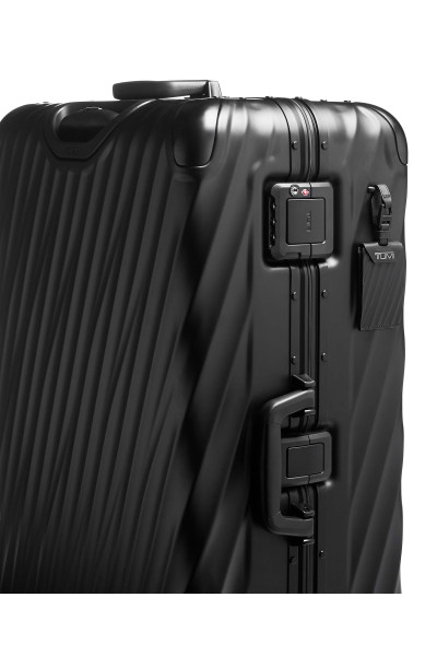 Extended Trip Checked Luggage | 77,5 cm |
