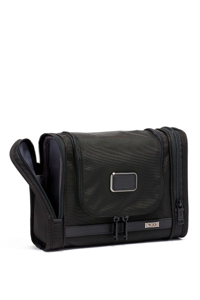 Alpha 3| Hanging Travel Kit